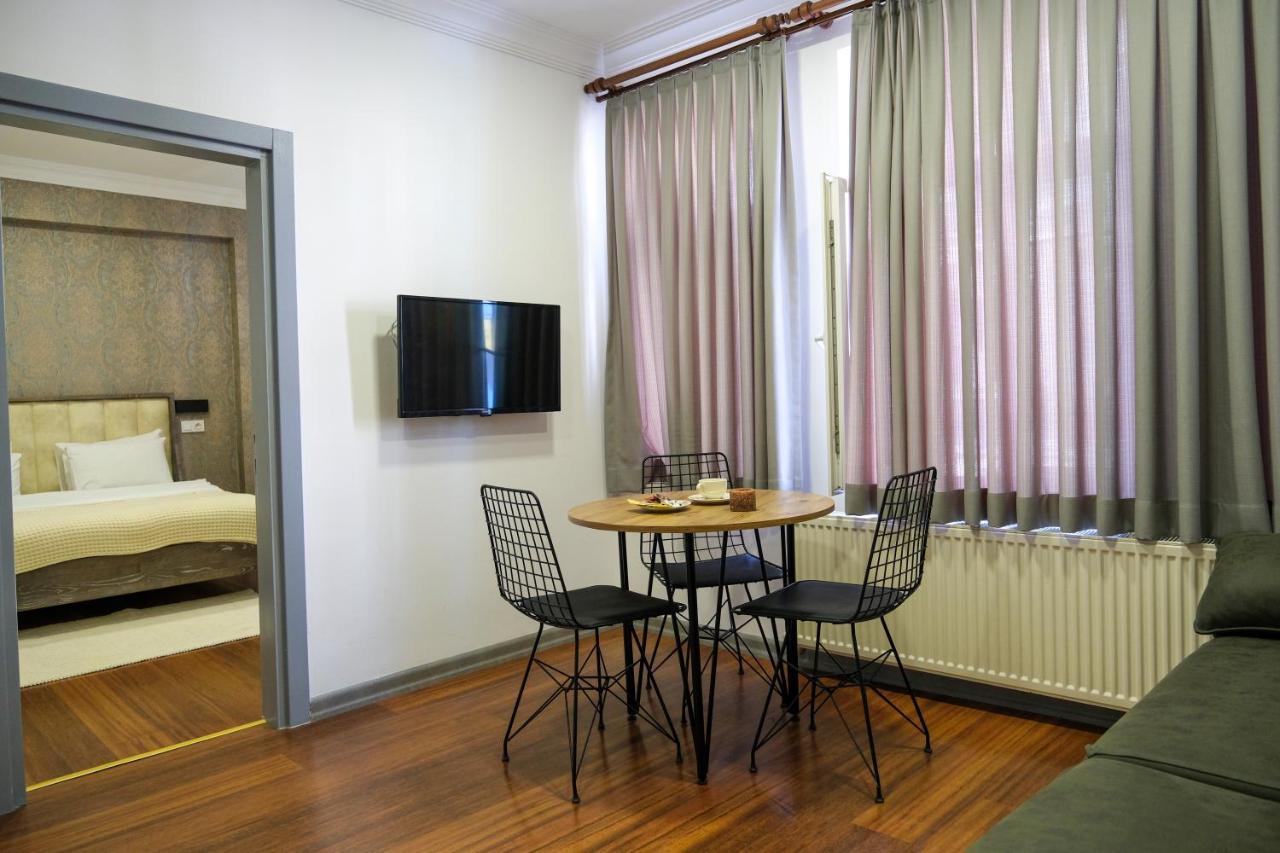 Taksim Neo Pera Suites Istanbul Bagian luar foto