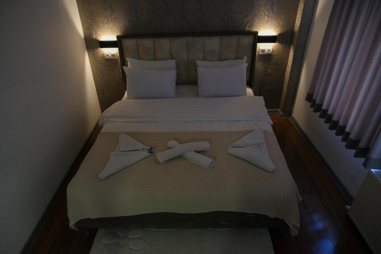 Taksim Neo Pera Suites Istanbul Bagian luar foto