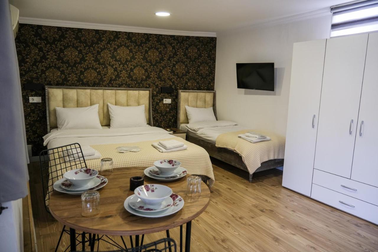 Taksim Neo Pera Suites Istanbul Bagian luar foto