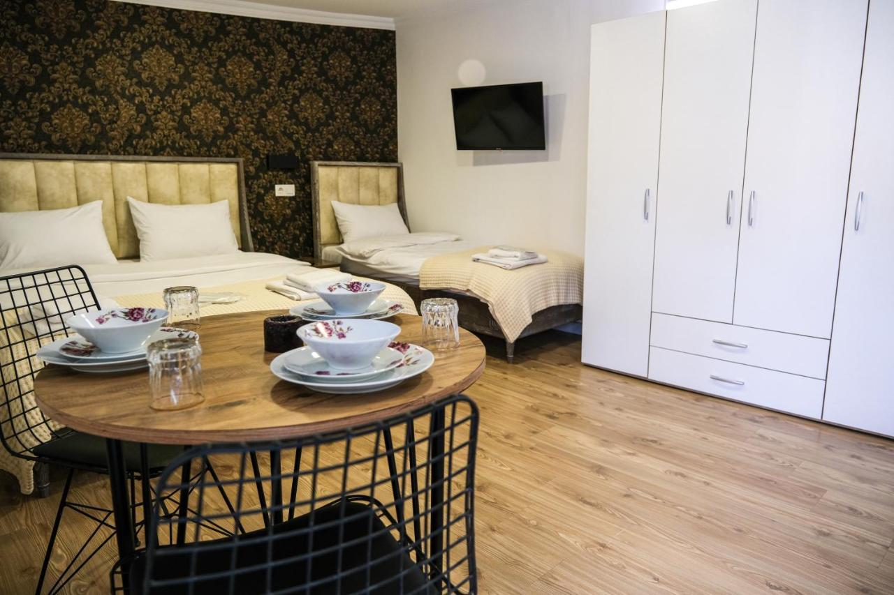 Taksim Neo Pera Suites Istanbul Bagian luar foto