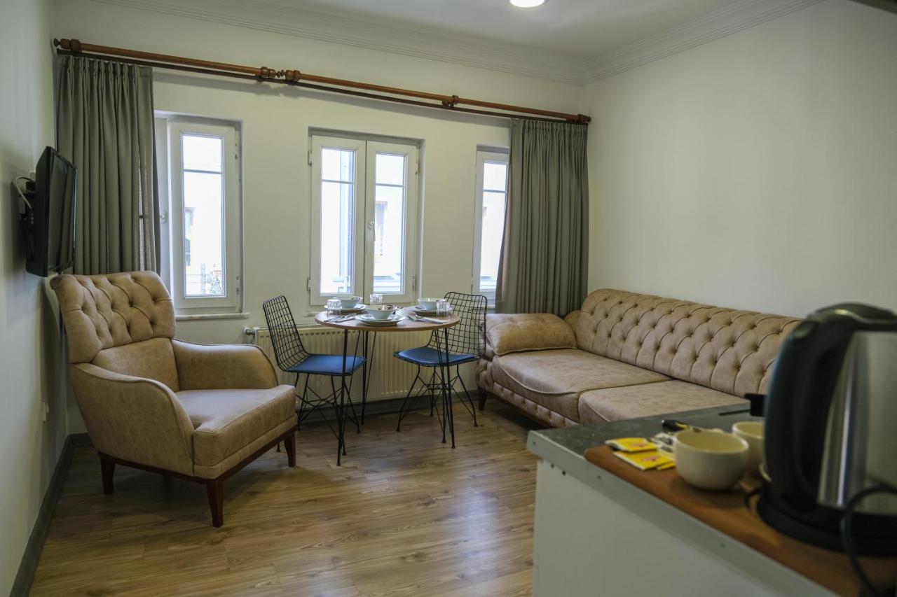 Taksim Neo Pera Suites Istanbul Bagian luar foto