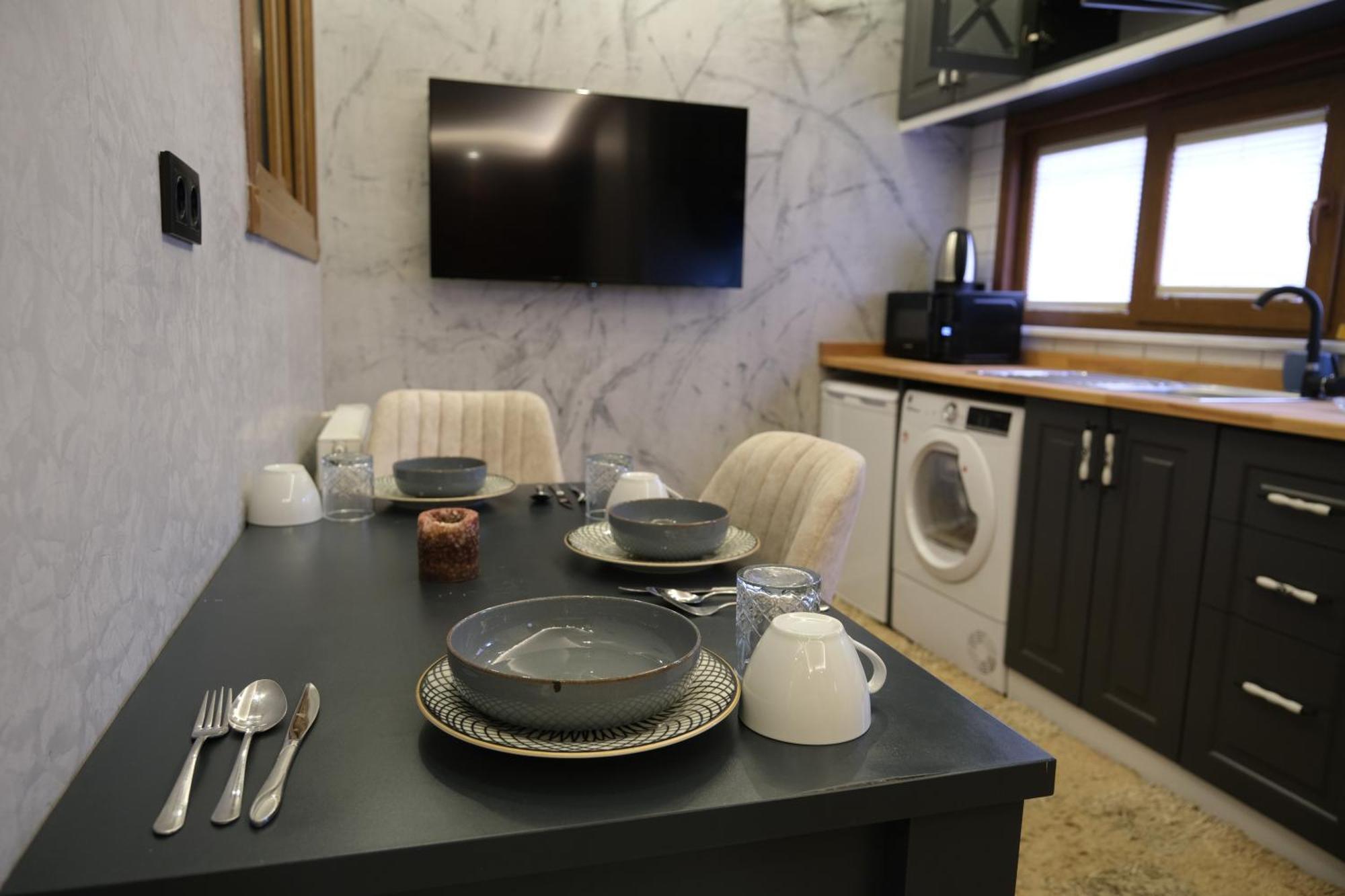 Taksim Neo Pera Suites Istanbul Bagian luar foto